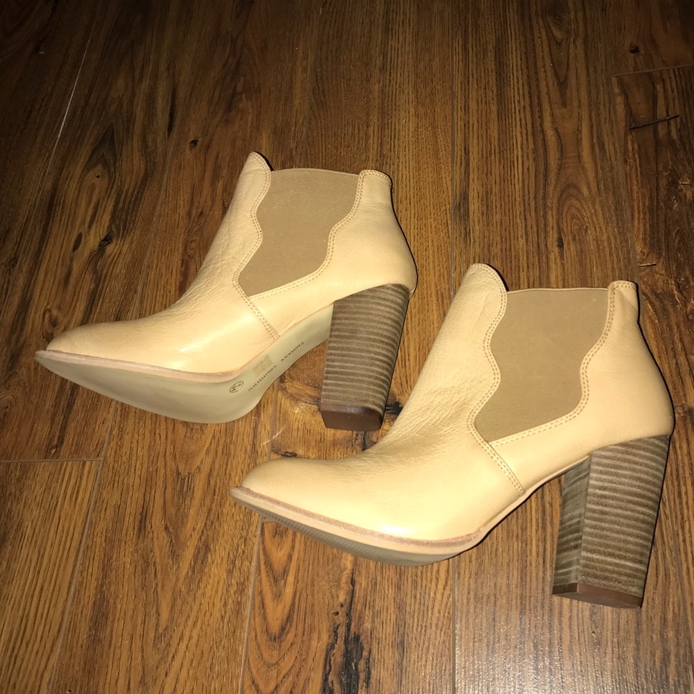 Chinese Laundry Boots